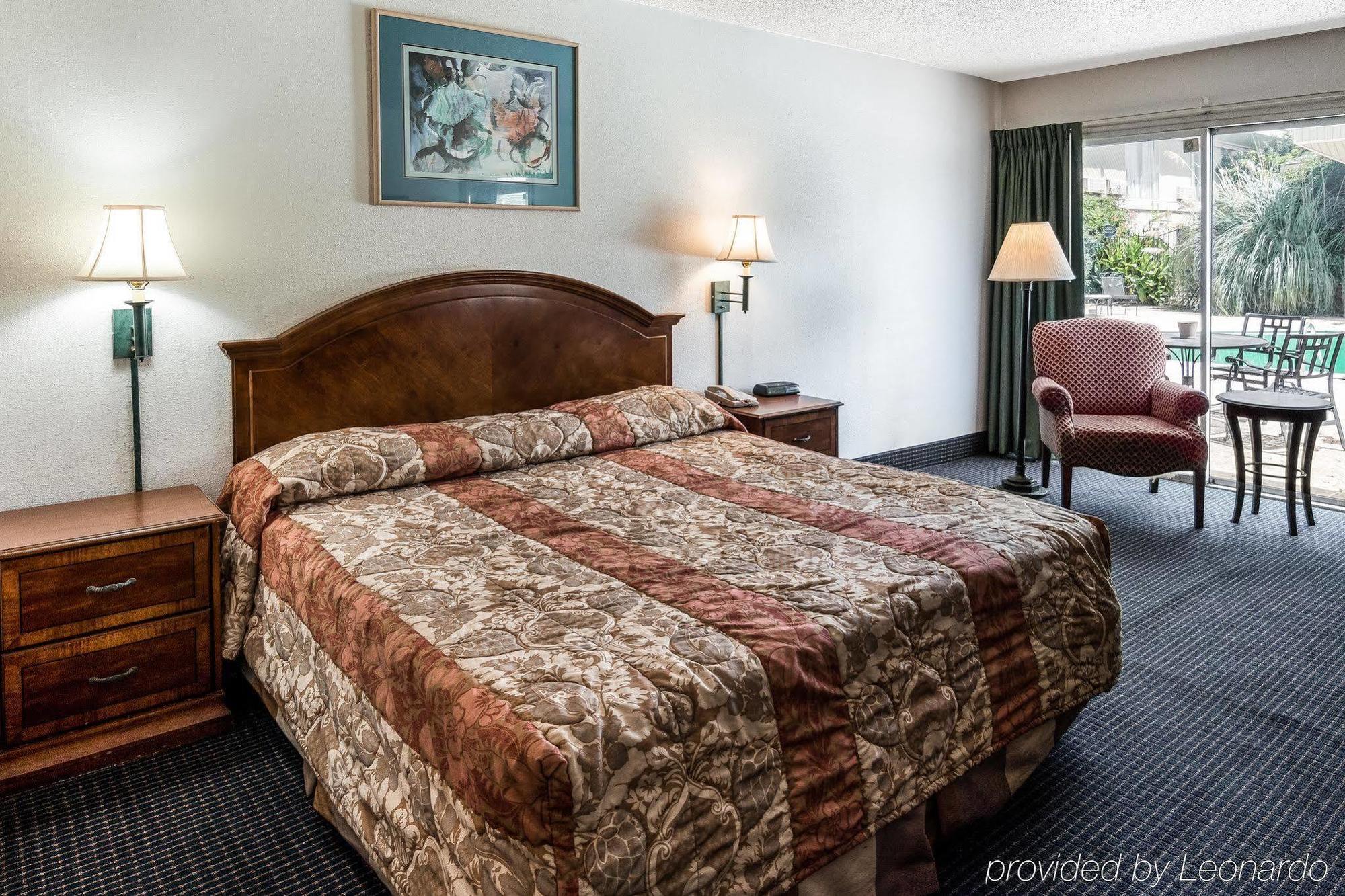 Rodeway Inn & Suites At The Casino Bossier City Extérieur photo